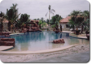 Villa Pool